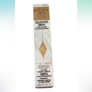 Charlotte Tilbury Charlotte’s beautiful foundation color 4 warm NIB